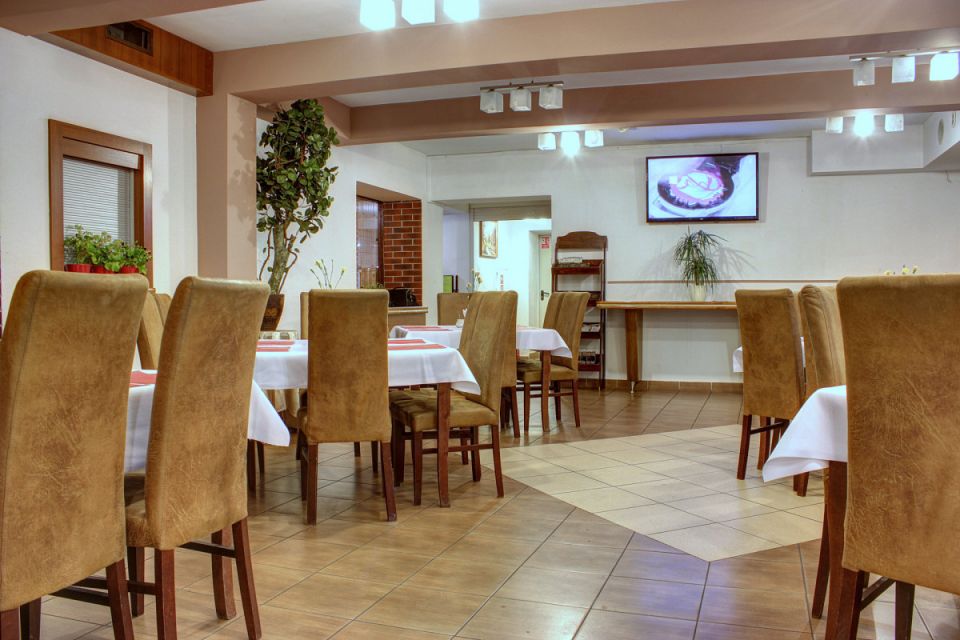 Restaurant - 